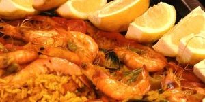 Paella valenciana Paella valenciana